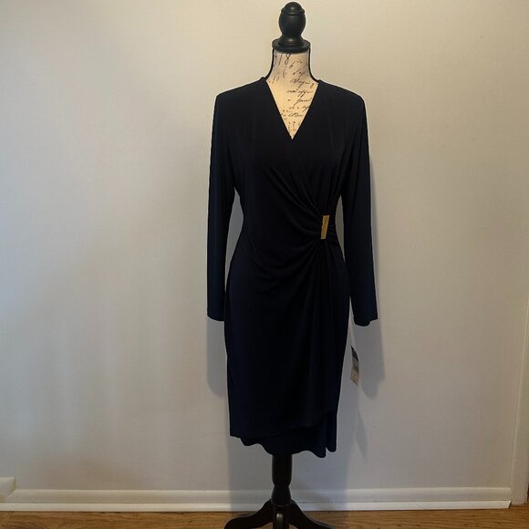 Classic and versatile Chaps black wrap dress - Picture 2 of 4